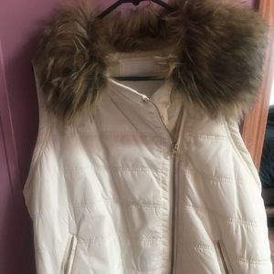 SALE Vest with fur collar